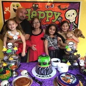 Meet your Posher, Andres